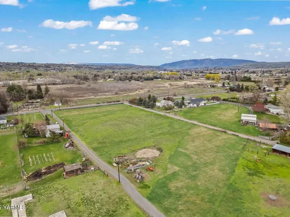 Nka Old Naches Hwy, Yakima, WA 98908