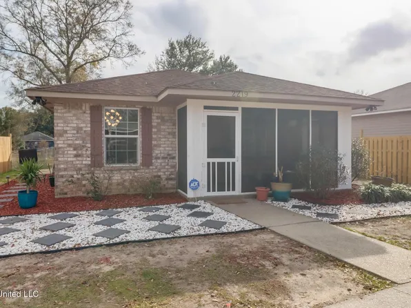 2219 33rd St, Gulfport, MS 39501