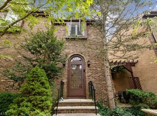 8 Amelia Ct, Madison Borough, NJ