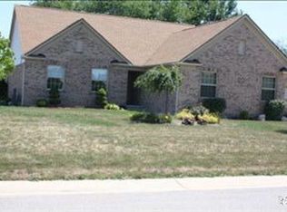 137 Aberdeen Ln, Monroe, MI 48161