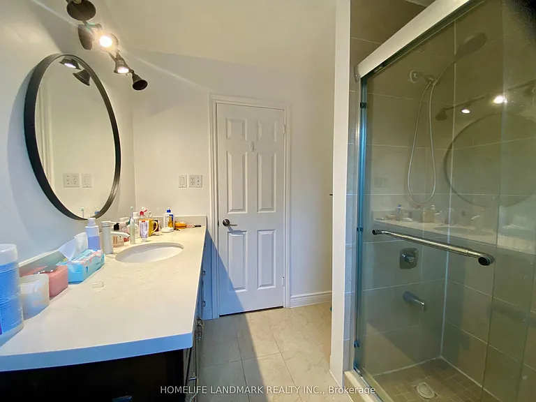 3371 Cider Mill Pl #UPPER FLOOR ROOM A — Photo 9