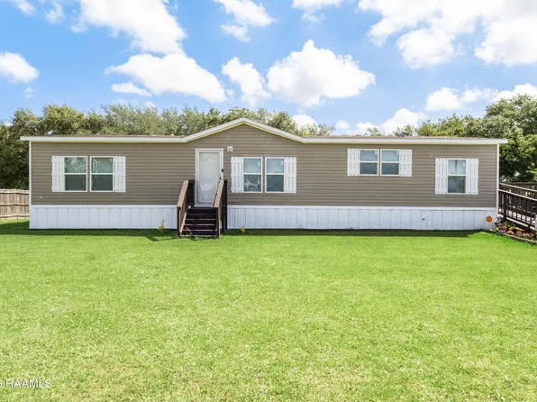 1021 Juleau Champagne Rd, Breaux Bridge, LA 70517