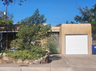 1217 Girard Blvd NE, Albuquerque, NM 87106