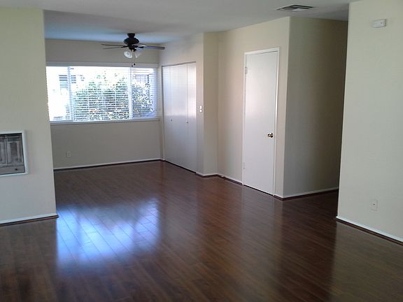 4th image of 3452 Towne Center Dr