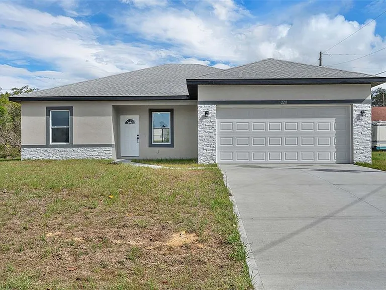 2211 SW 153rd Pl — Photo 49