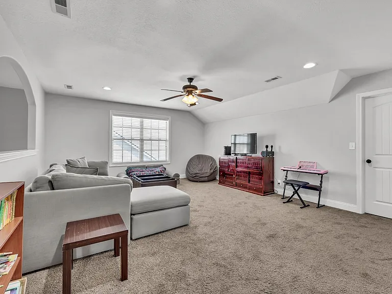 213 John Duke Tyler Blvd — Photo 21