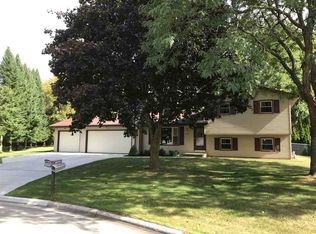 820 Dane Ct, Green Bay, WI 54313