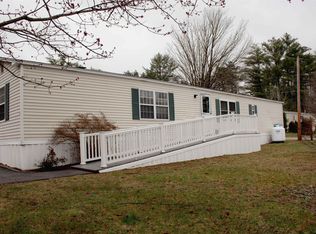 3 Brook Cir, Loudon, NH 03307