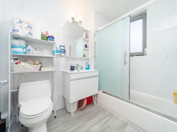 144-27 Sanford Avenue image 9 of 18