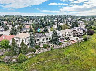 148 E Scenic Ridge Cres NW, Calgary, AB T3L1V7