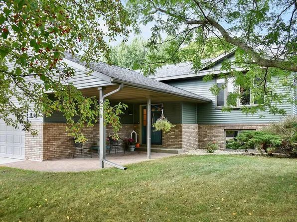 170 Nicholas Dr, Lewiston, MN 55952