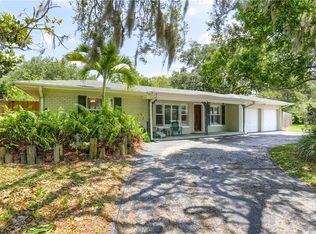 19 Bel Forest Dr, Belleair Bluffs, FL 33770