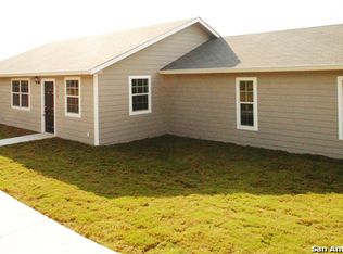 353 Canyon Springs Dr, Canyon Lake, TX 78133