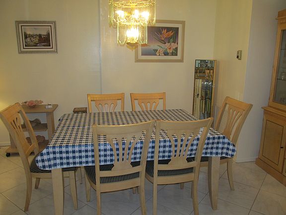 5th image of 4001 Hillcrest Dr APT 212