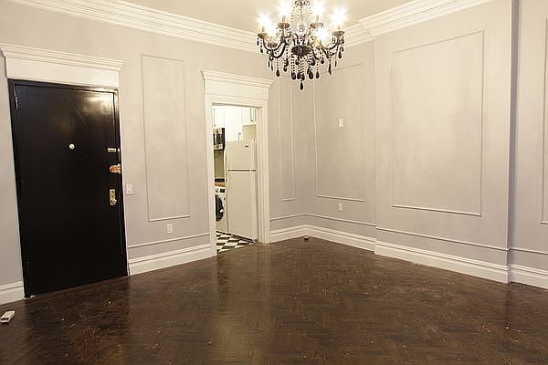 1st image of 1016 Lexington Ave APT 3