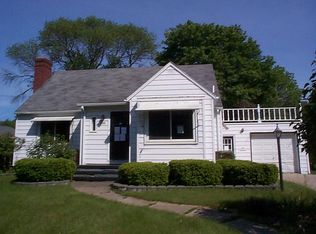 534 Center St, Sebewaing, MI 48759