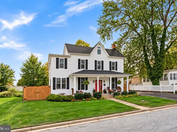 211 Hazel Ave, Baltimore, MD 21227