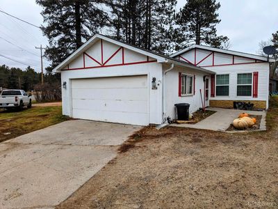 4006 W Us Highway 2, Iron River, MI, 49935