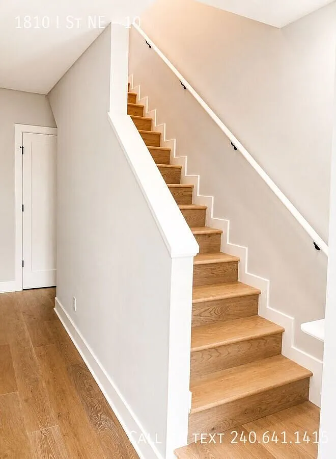 Incredible 2 BR+ 2 BA Duplex Condo with a Deck in Carver-Langston! — Photo 4