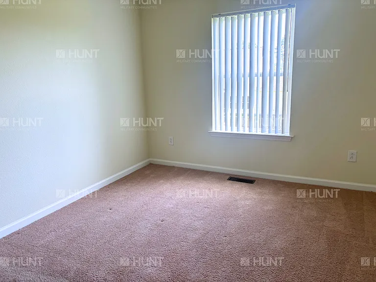 137 Chatham Rd — Photo 9