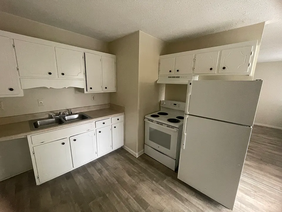 2 bed 1 bath unit