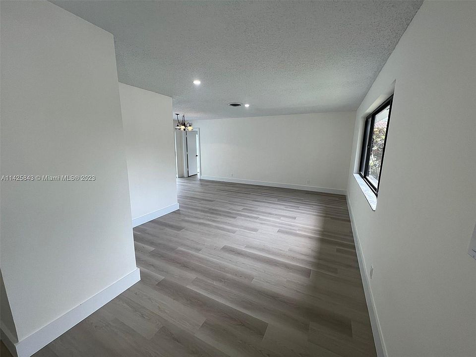 2nd image of 4003 NW 78th Ave