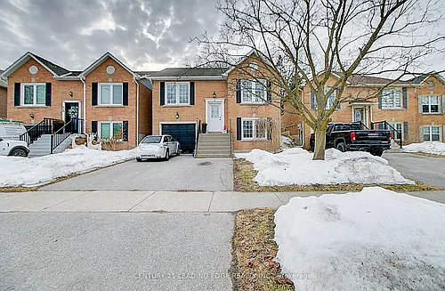 55 McCrimmon Cres #LOWER Photo 1