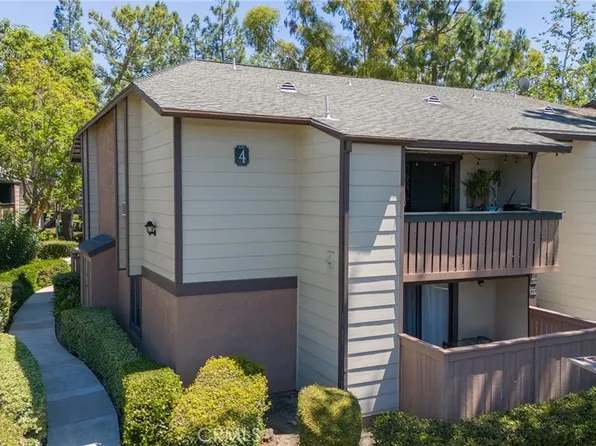 20702 El Toro Rd APT 49, Lake Forest, CA 92630