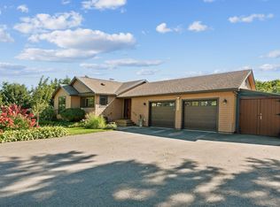 723 Pond Rd, Sidney, ME 04330