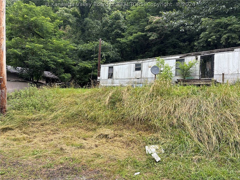 1st image of 198 Collins Dr