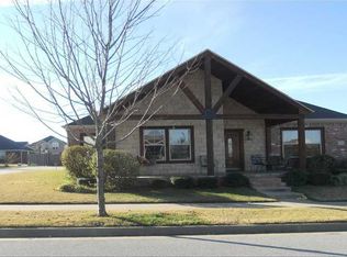 6453 Elizabeth Ave, Springdale, AR 72762