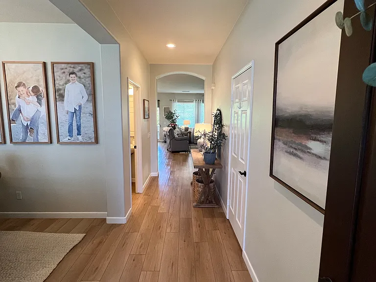 82544 Hughes Dr — Photo 2
