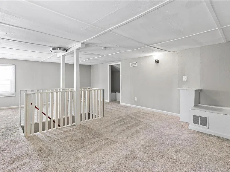 8023 Garfield Ave — Photo 18