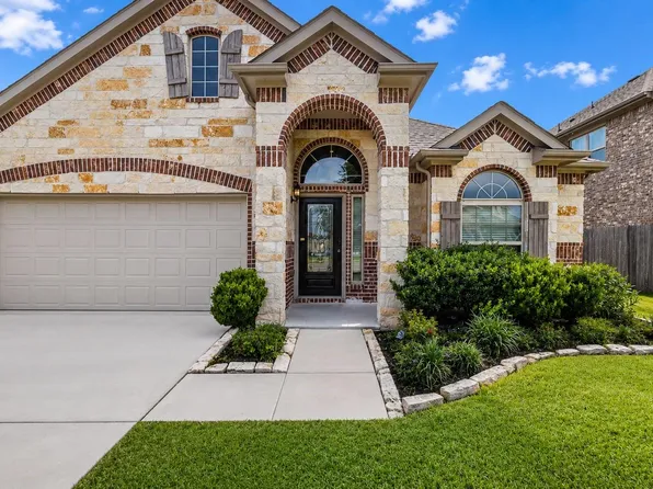 9811 Camellia Gardens Dr, Richmond, TX 77407