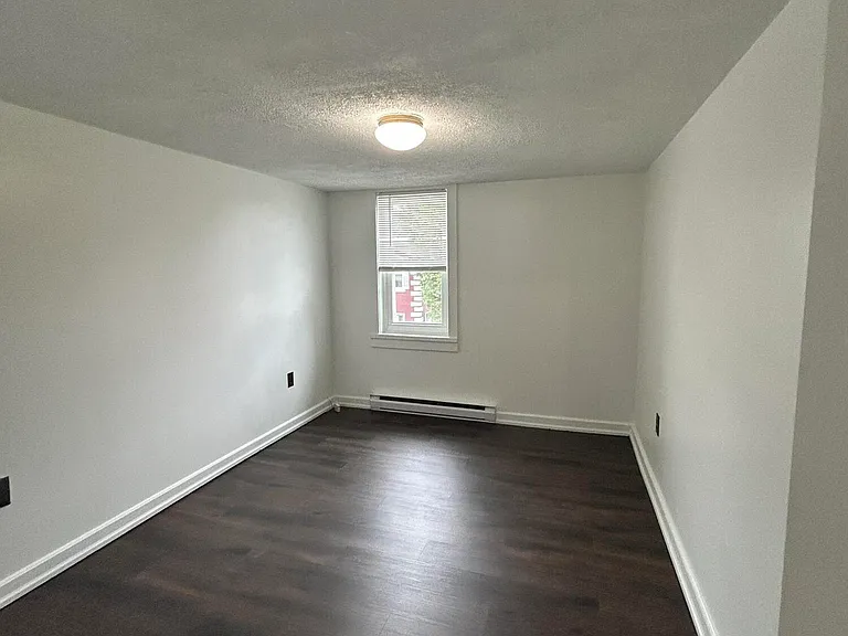 533 Chestnut St #2 — Photo 13