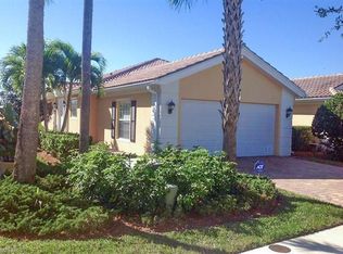 8241 Xenia Ln, Naples, FL 34114