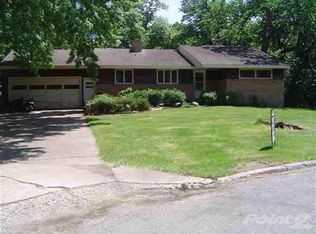 313 Park Ln, Redwood Falls, MN 56283
