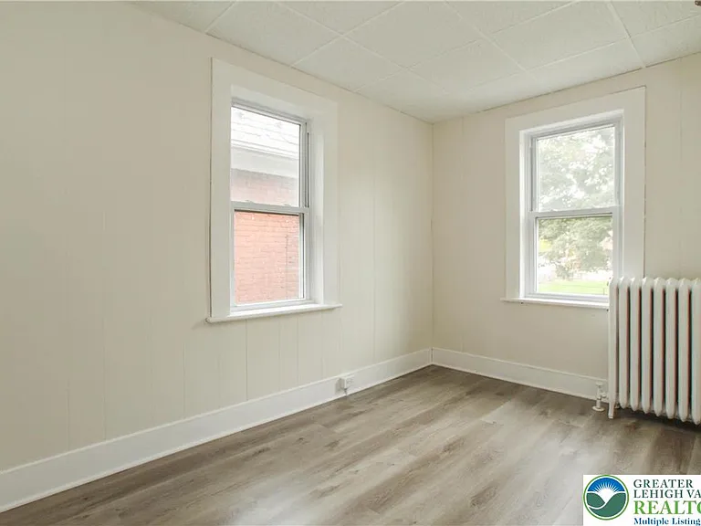 804 Reynolds St — Photo 6