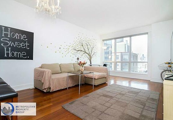 3rd image of 350 W 42nd St APT 22E