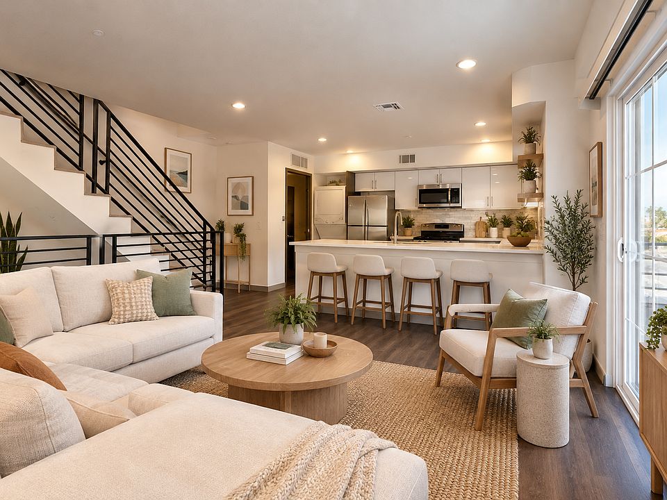 Virtually staged - Front Unit
