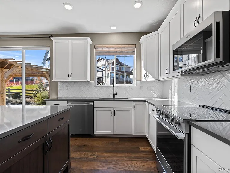 1694 Stable View Dr — Photo 6