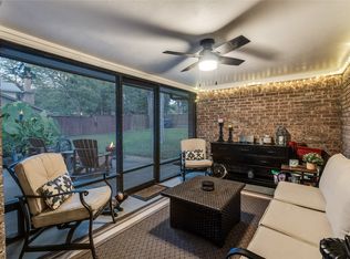 6020 Hunters View Ln, Dallas, TX 75232