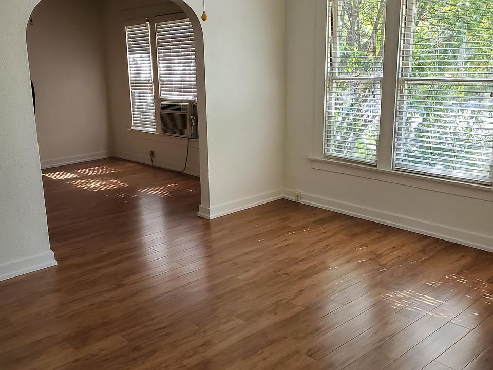 Living Room & Dining room from the Entry.