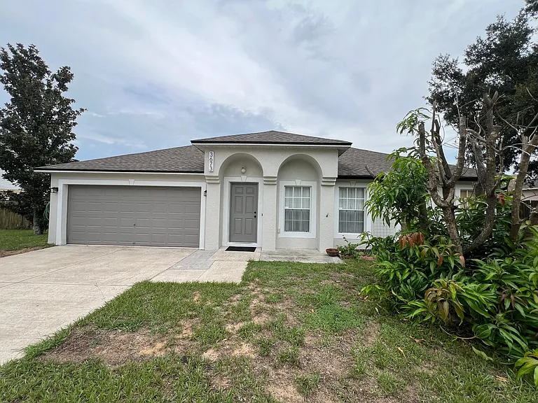 3673 Wellington Pl — Photo 3