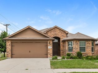 948 Cheryl St, Crowley, TX 76036