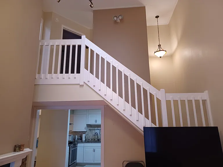 569 Ayrshire Way #F-1 — Photo 6
