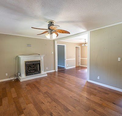 4th image of 4001 Oster Dr