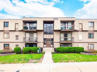 9831 Sunrise Blvd UNIT P35, North Royalton, OH
