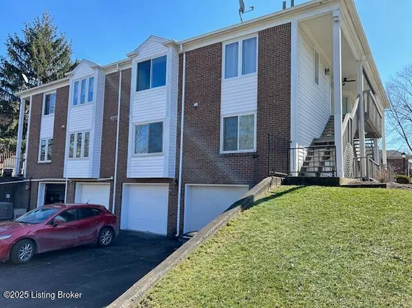 331 Rosewood Dr, Blue Ridge Manor, KY 40223