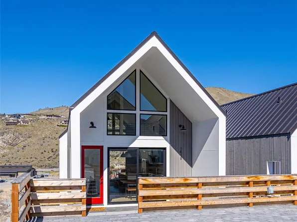 1418 Cottage Lane, Chelan, WA 98816